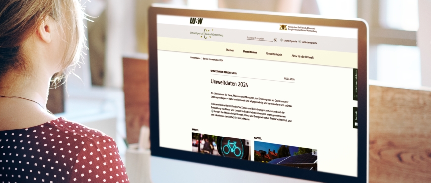  Der Online-Bericht Umweltdaten auf einem Bildschirm