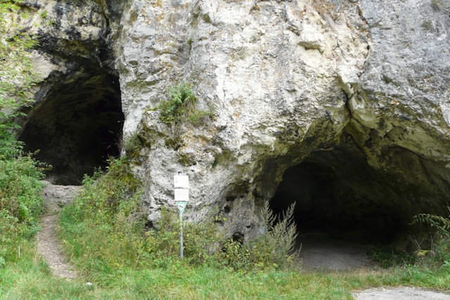 LRT 8310 Höhle im Lonetal