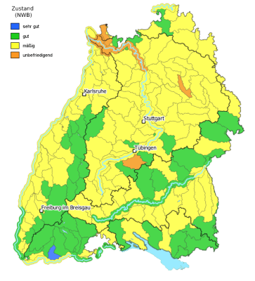  Karte: Baden-Württemberg ist eingefärbt mit den Qualitätsklassen der Qualitätskomponente Makrophyten und Phytobenthos im Berichtsjahr 2021. 33 % der Wasserkörper sind gut oder sehr gut, 68 % sind mäßig oder schlechter.